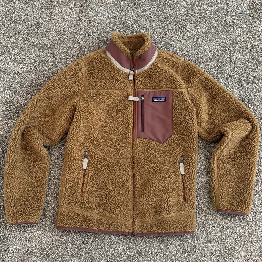 COPY - Patagonia Women’s Classic Retro X Fleece Jacket - Picture 5 of 15